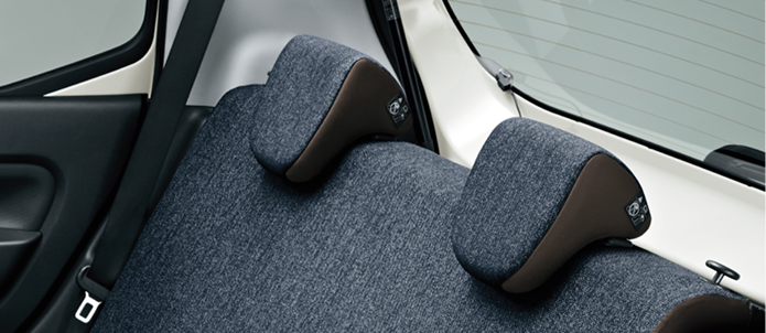 リヤシートヘッドレスト