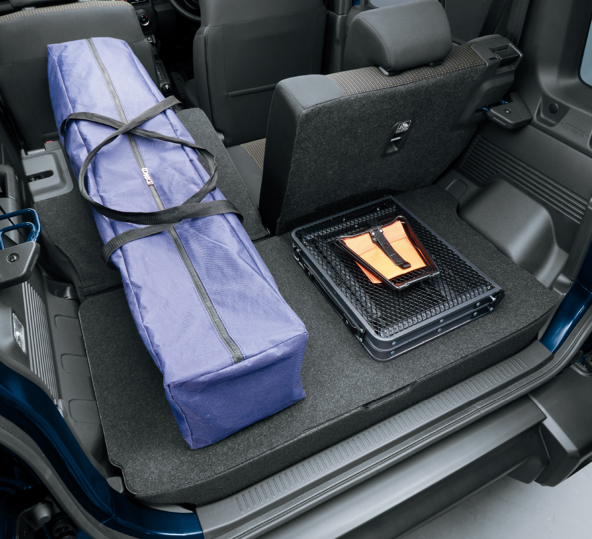 ラゲッジボックス