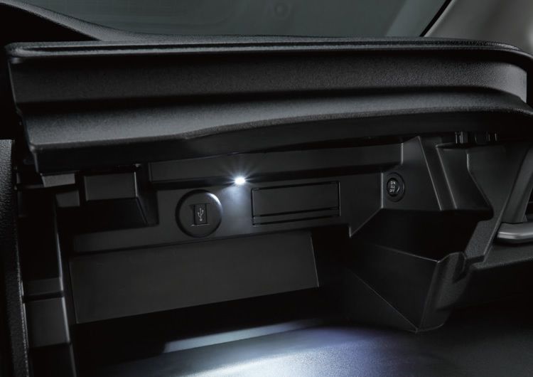 インパネアッパーボックスイルミネーション
