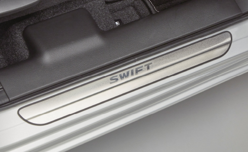 サイドシルスカッフ